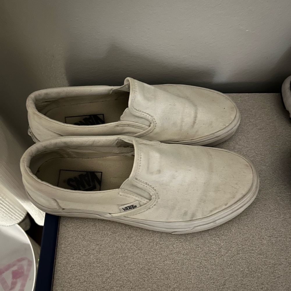 White vans